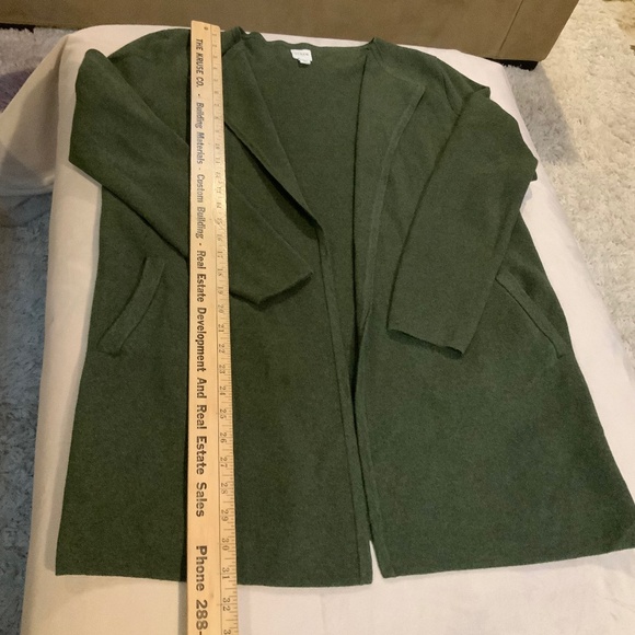 JCrew Green M Cardigan Normcore Scandi Girl - Picture 3 of 6